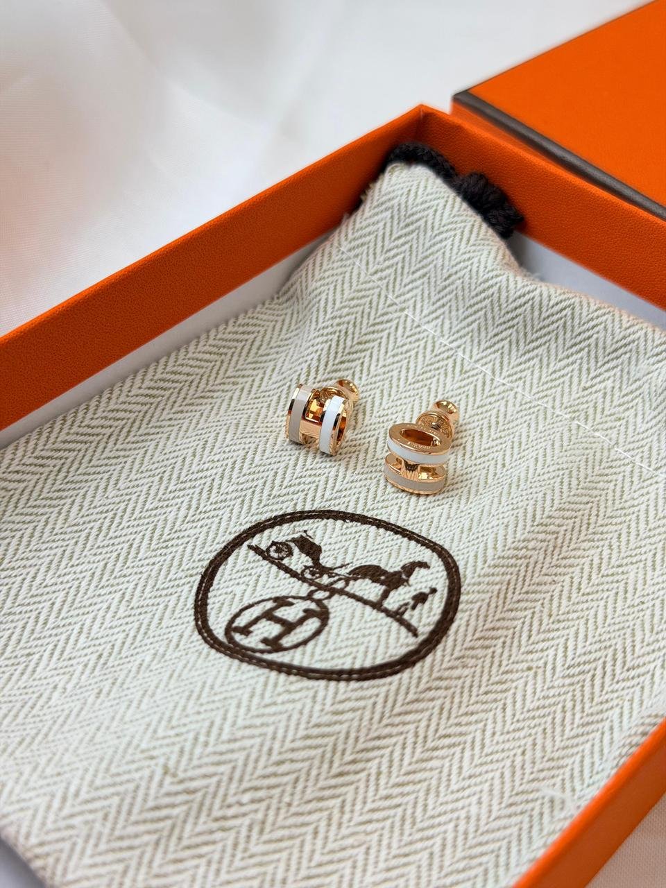 Accessories اكسسوارت - Image 2