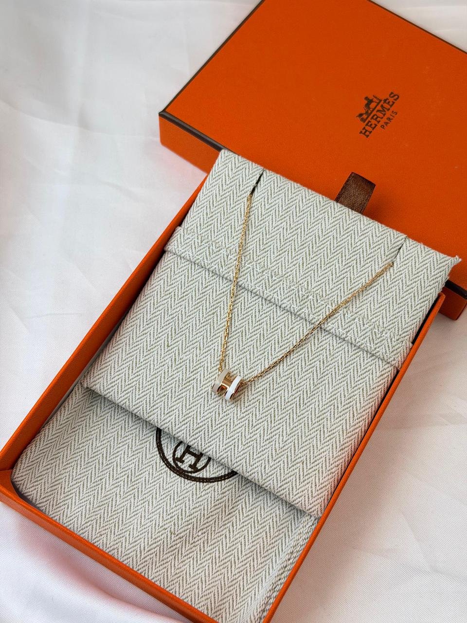 Accessories اكسسوارت - Image 4