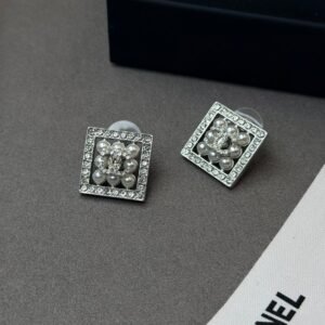 Accessories اكسسوارت