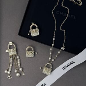 Accessories اكسسوارت