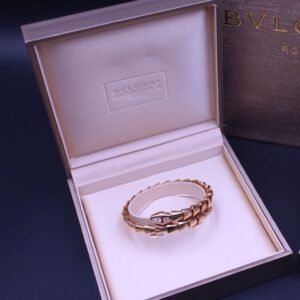 Accessories اكسسوارت