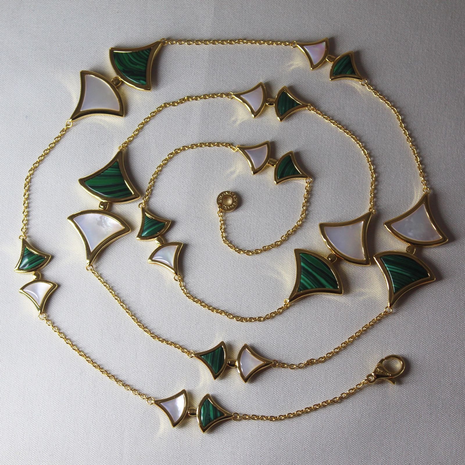 Accessories اكسسوارت