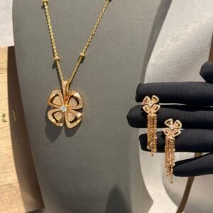 Accessories اكسسوارت