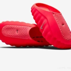 Sneakers سنيكرز