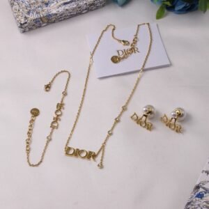 Accessories اكسسوارت