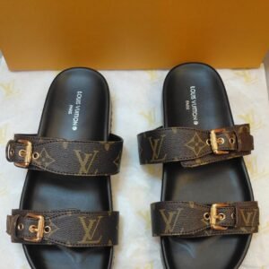 Women's Shoes & Slippers سليبر و شوز حريمي